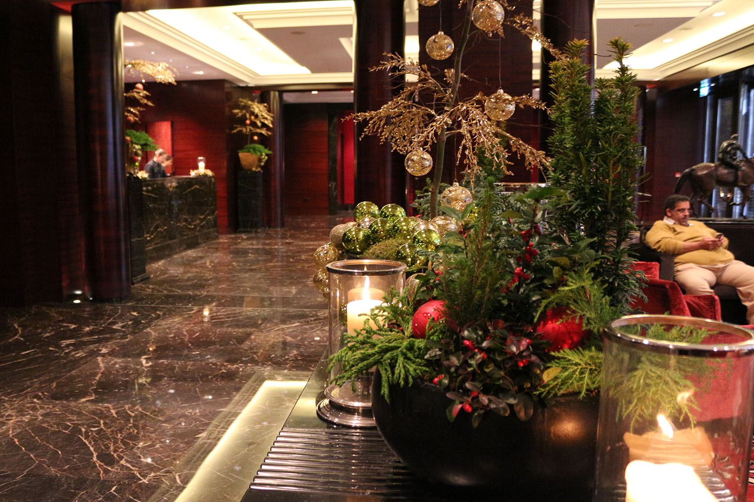 Four Seasons London Hotel Foyer