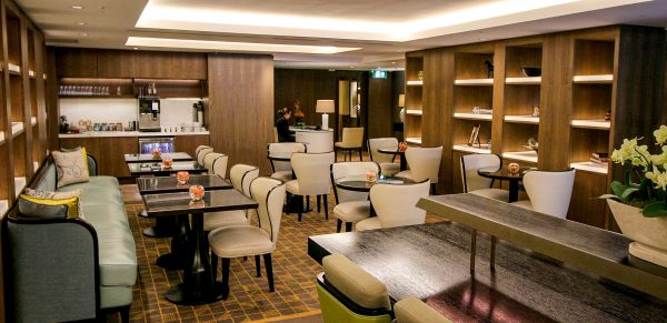 Hotel Lounge Review at JW Grosvenor House