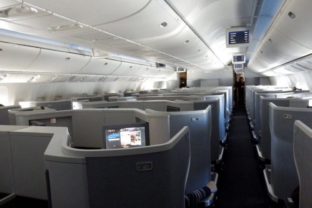 American Airlines B777-300ER Business Class Review