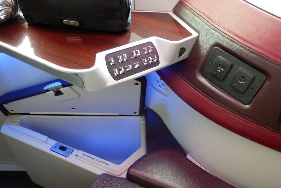 Qatar Airways Boeing 787 Dreamliner Business Class Review