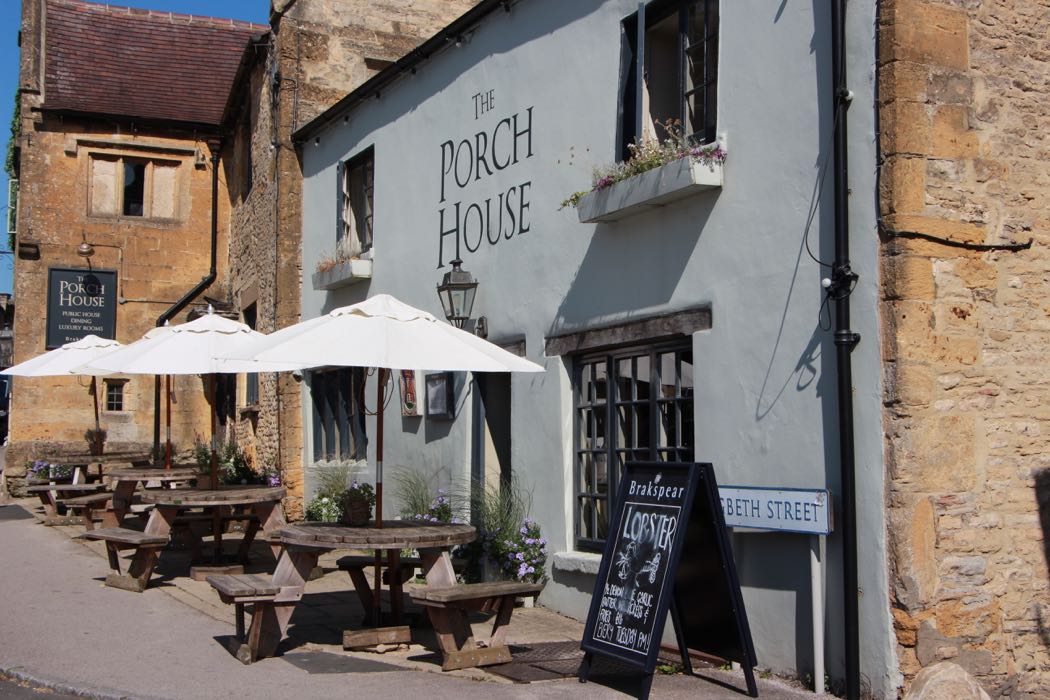 Review of England?s Oldest Inn, The Porch House