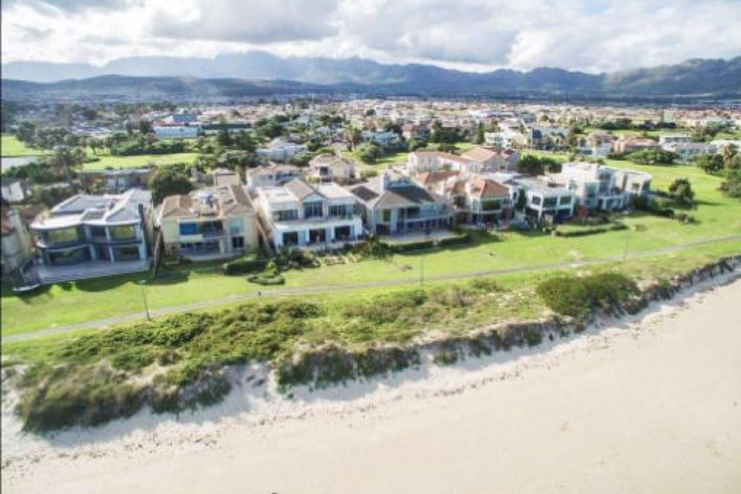 Review: Strand Beach Lodge, Cape Winelands, South Africa