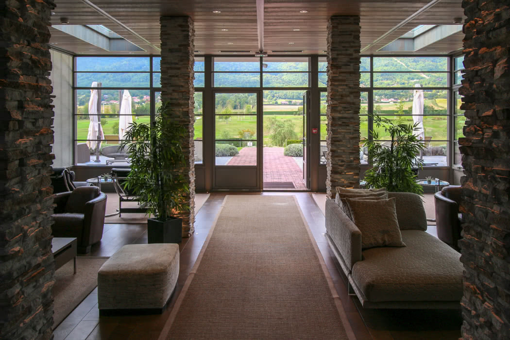 Review: Jiva Hill Resort. Golf, Spa & Ski A Short Drive From Geneva Airport