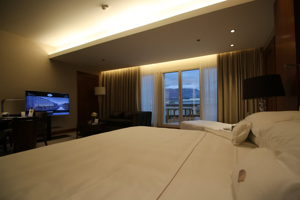 Hotel Review: Mandarin Oriental Geneva