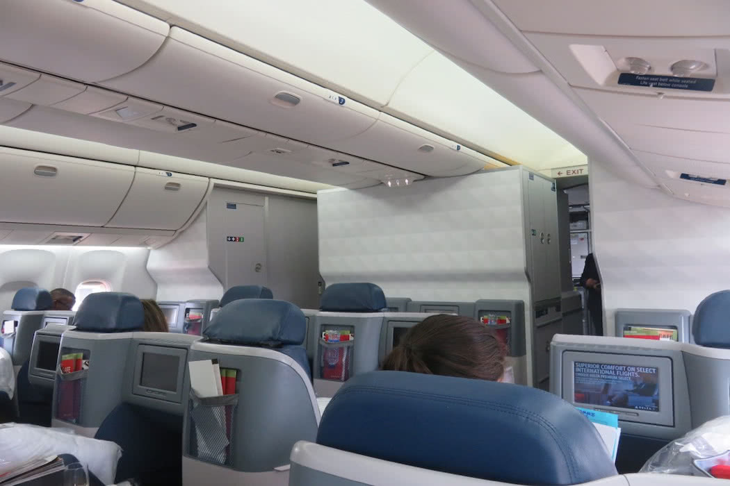 Flight Review: Delta Transatlantic To New York In Business Class