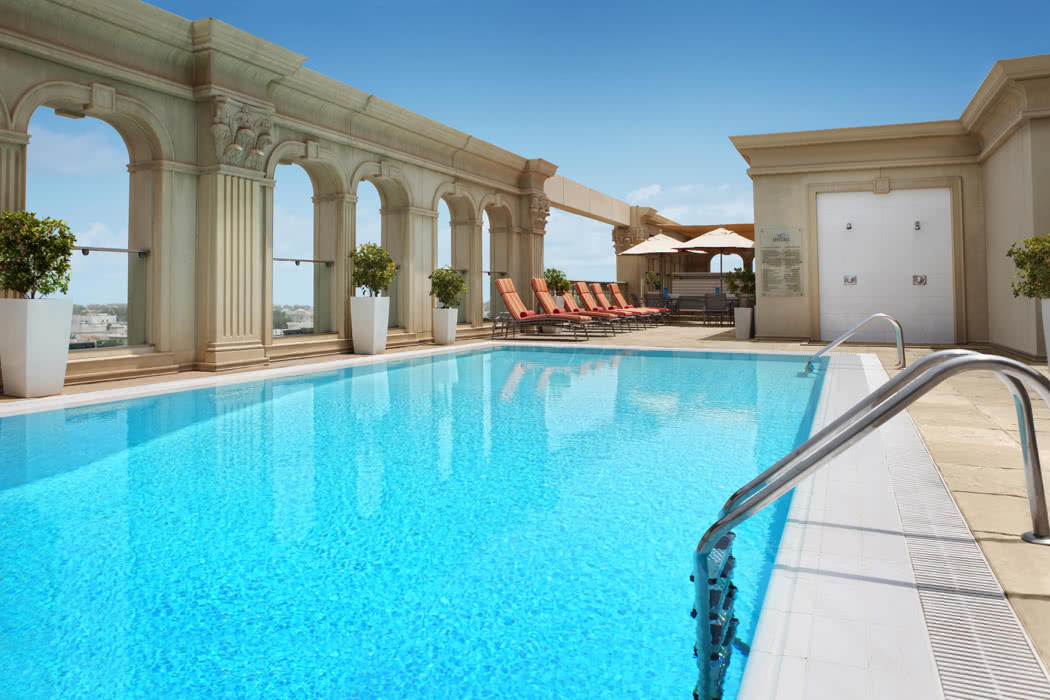 Hotel Review: Villa Rotana Dubai