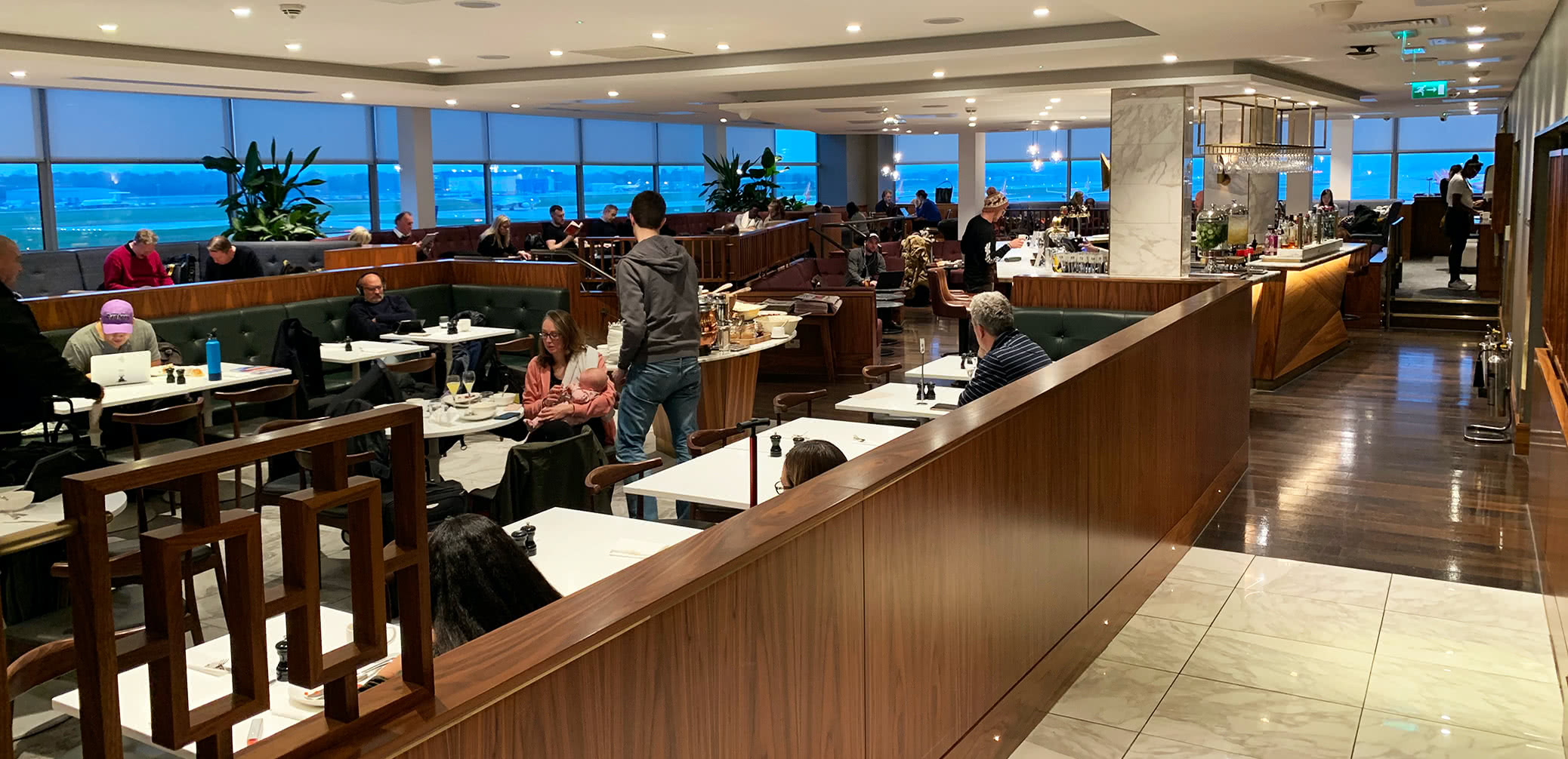 Best Priority Pass Lounge At London Heathrow Terminal 4