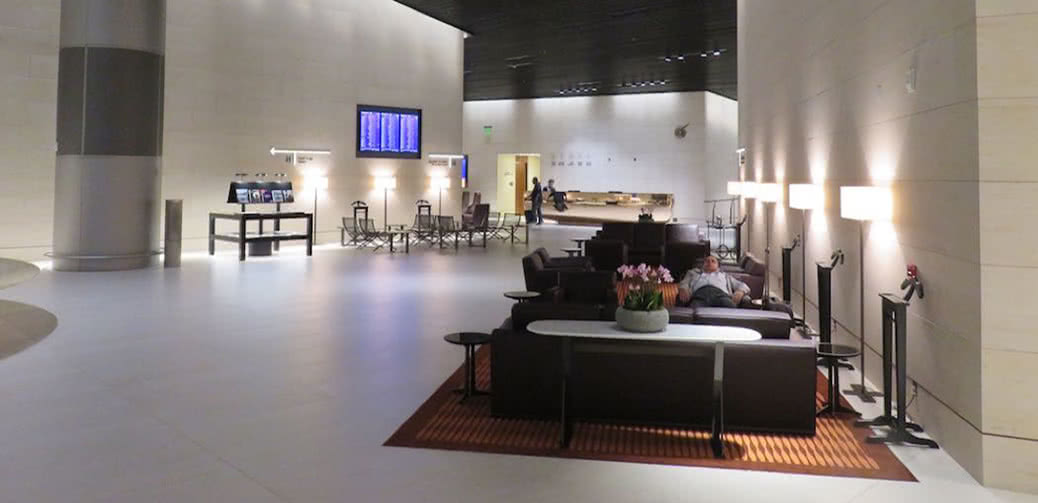 Best First & Business Class Lounges At Hamad International Airport Doha, Qatar