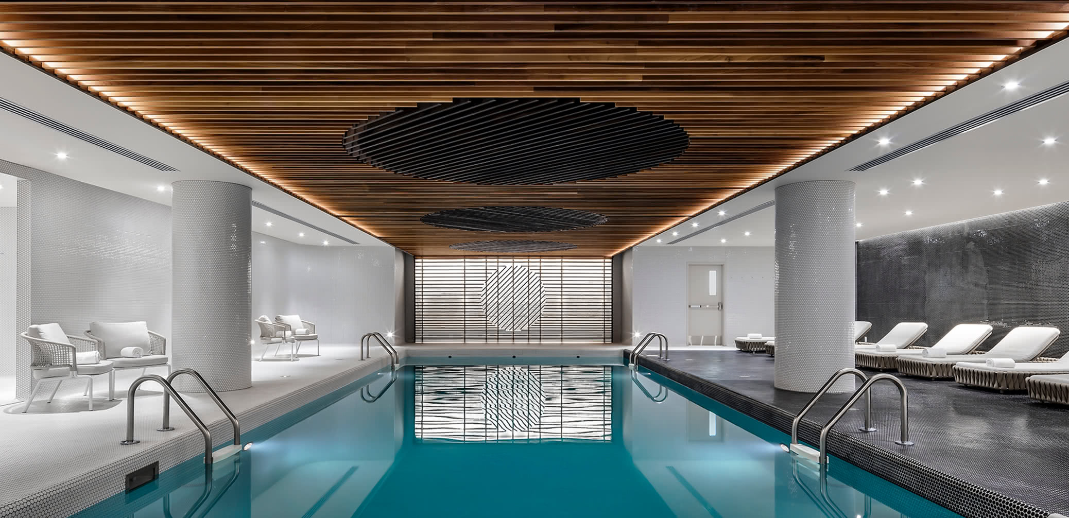 Top 10 Best Hotel Pools In Montreal