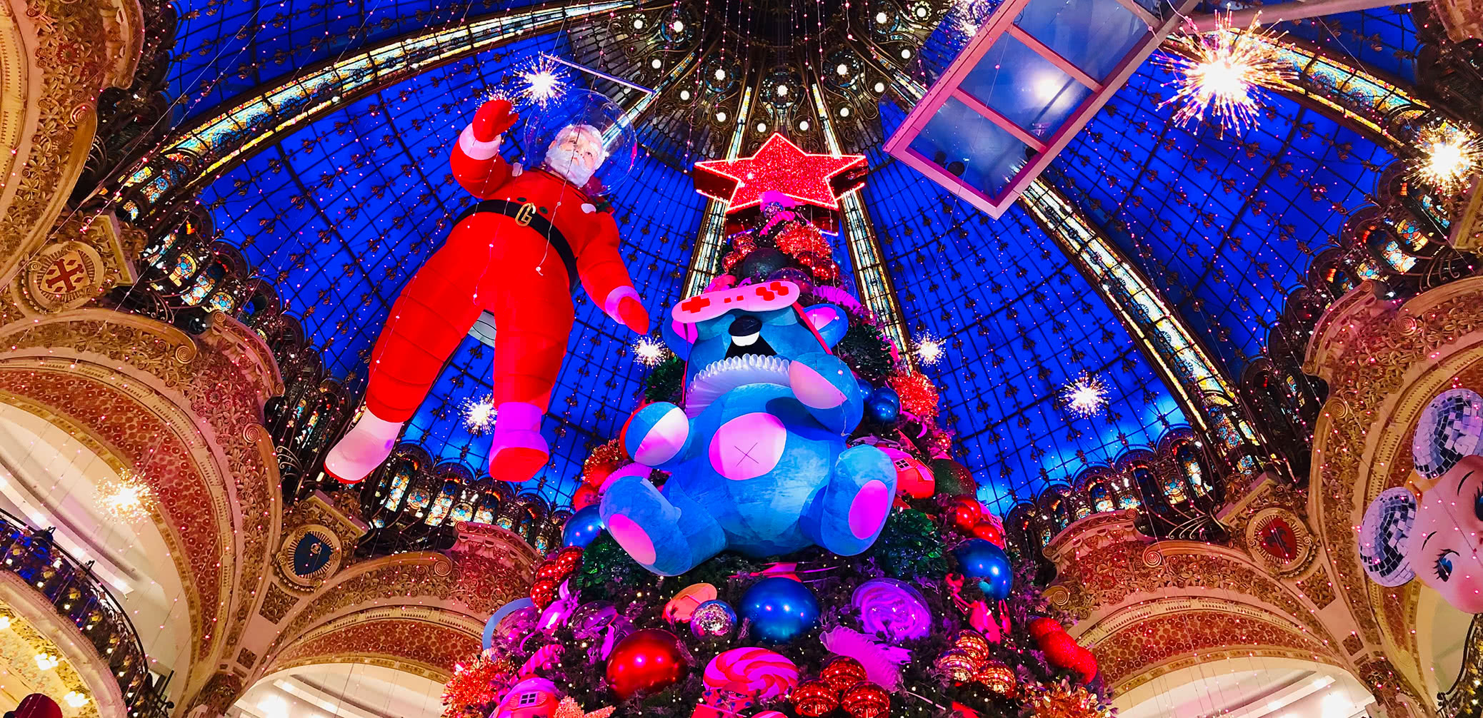 10 Best Christmas Light Displays In Paris