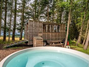 2 Nights Glamping At Alexander House In Perthshire, Scotland