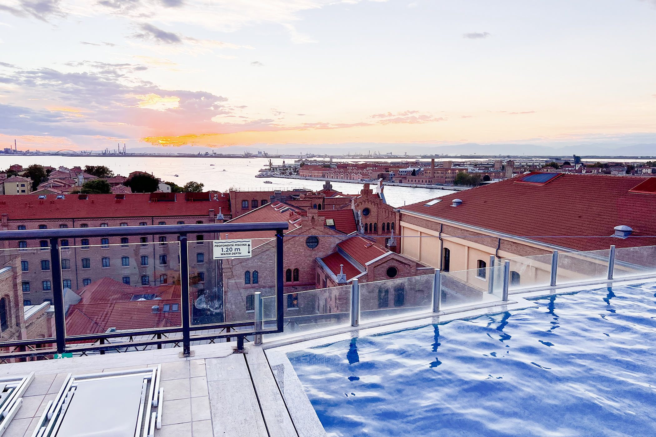 Hilton Molino Stucky Venice Pool